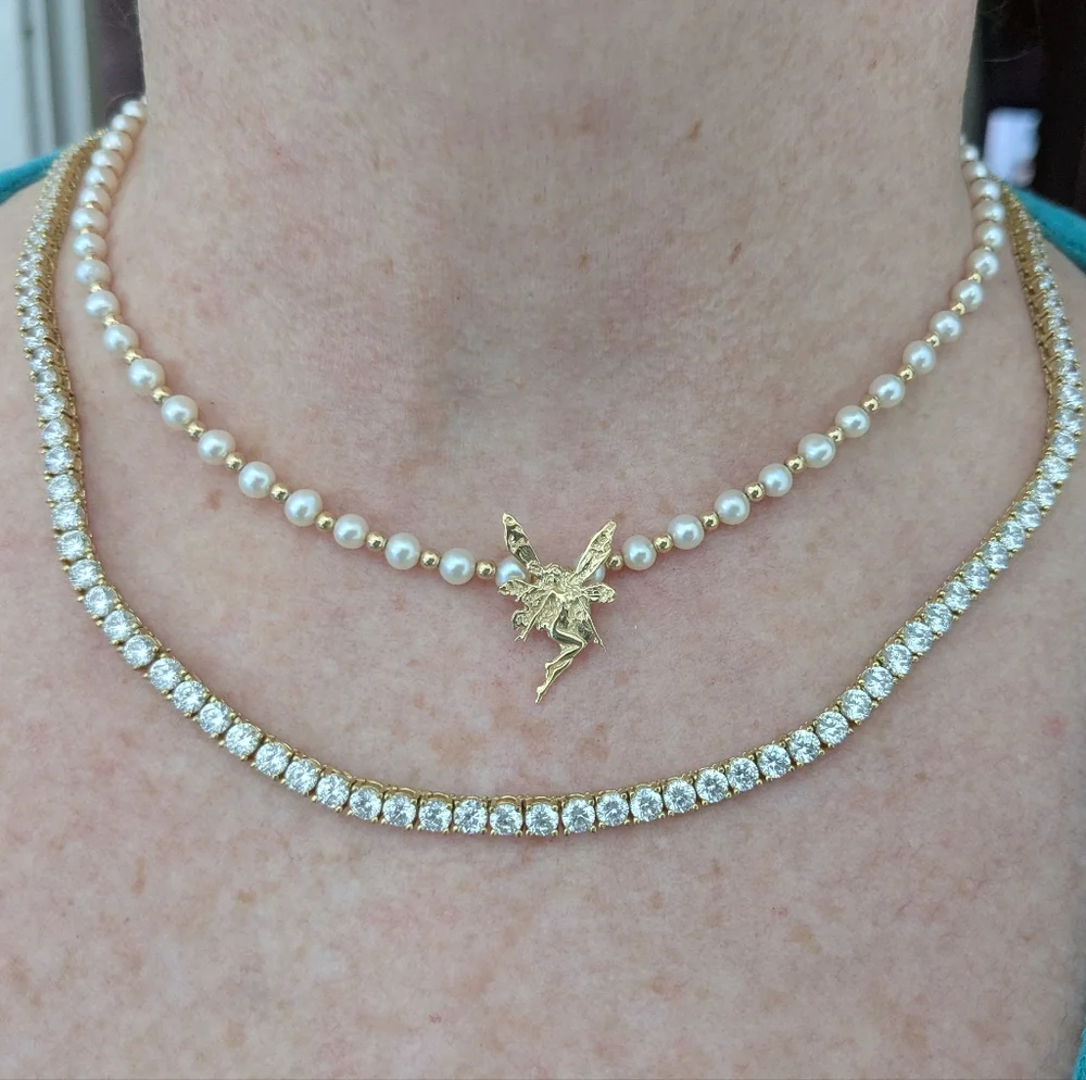 14k Yellow Gold Beaded Pearl Necklace With Fairy Pendant - Picture 4 of 15